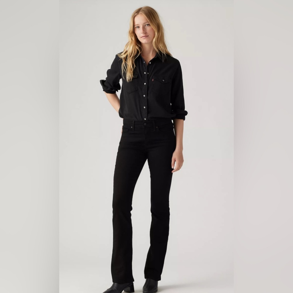 New Levi’s 315 Shaping bootcut Black mid rise Size 25
